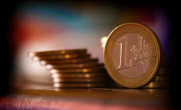 pexels-carlos-pernalete-tua-210498-730647